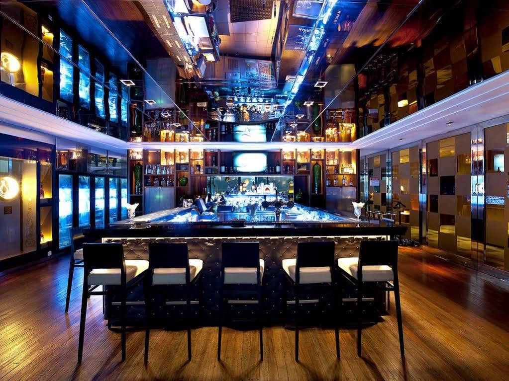 Gtower Hotel Куала-Лумпур Экстерьер фото The bar at the 101 bar